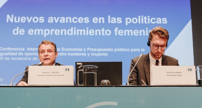 CONFERENCIA INTERNACIONAL DE ECONOMÍA Y PRESUPUESTO PÚBLICO PARA LA IGUALDAD DE OPORTUNIDADES ENTRE HOMBRES Y MUJERES 53